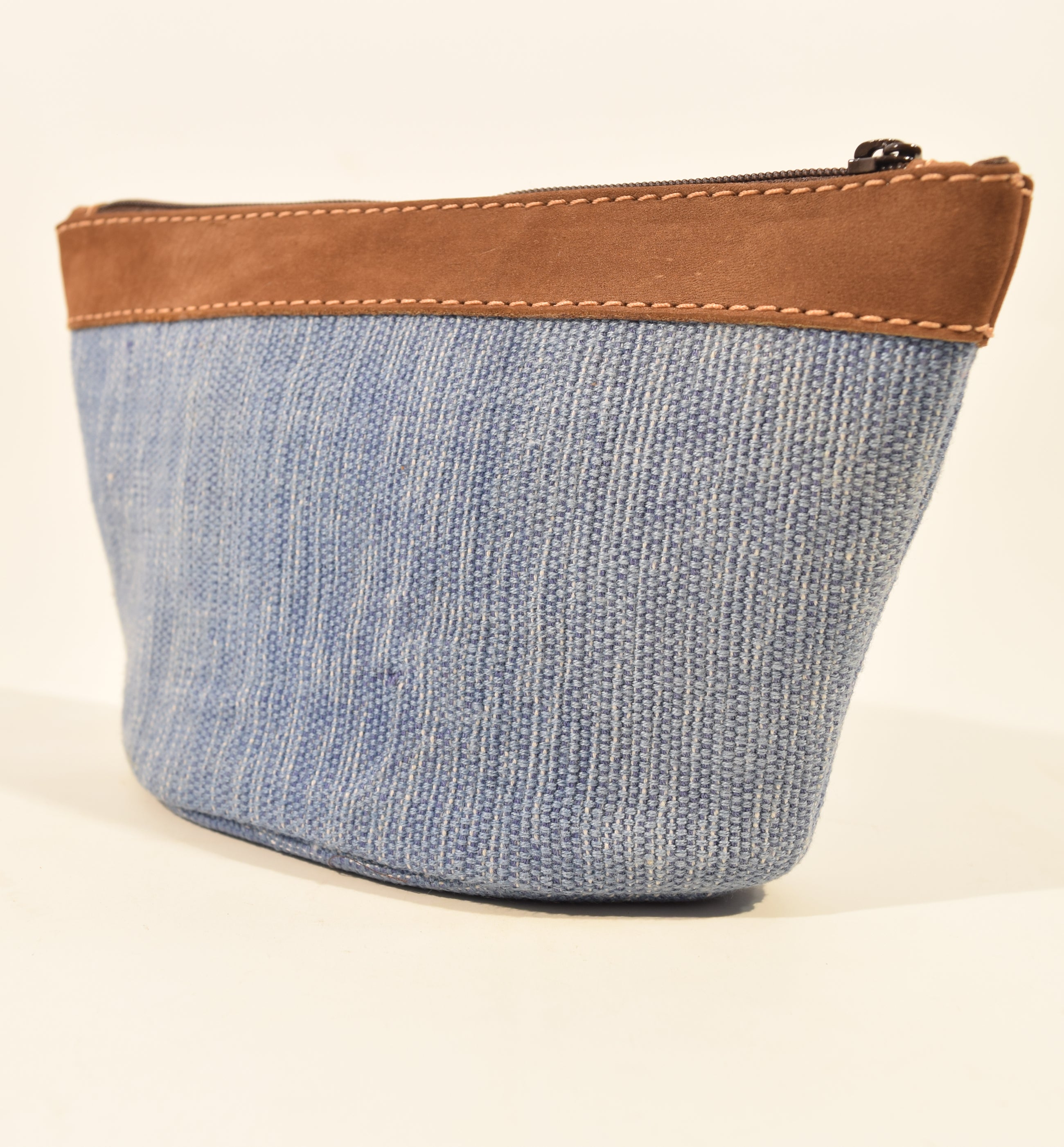 Studio Maya Protege Cielito Blue Zip Bag 